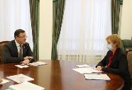 Дмитрий Азаров и руководитель УФНС России по Самарской области обсудили объем налоговых поступлений за 2020 год